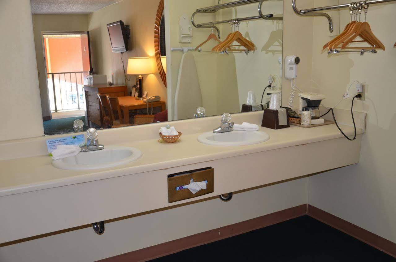 Days Inn Cheraw Zewnętrze zdjęcie